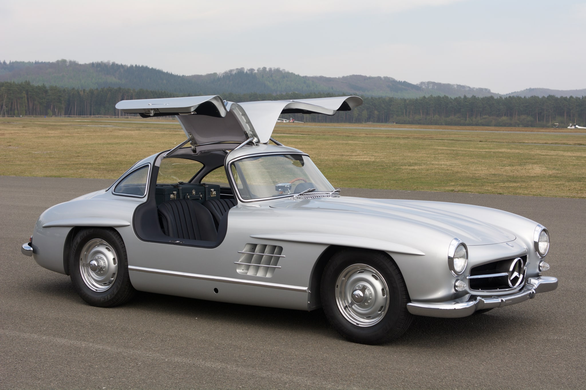 Axel Schuette SOLD 300 SL (11)
