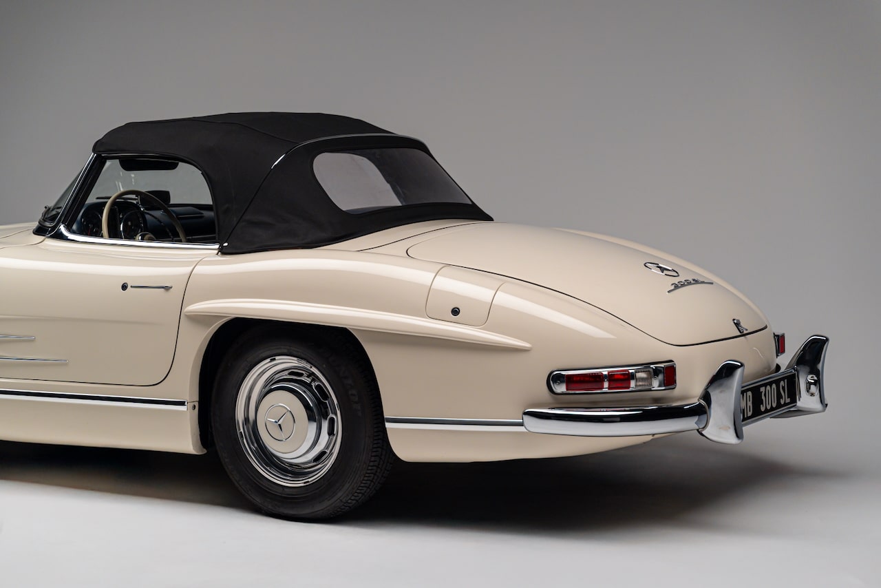 Mercedes-Benz 300 SL Roadster #0543 - 11