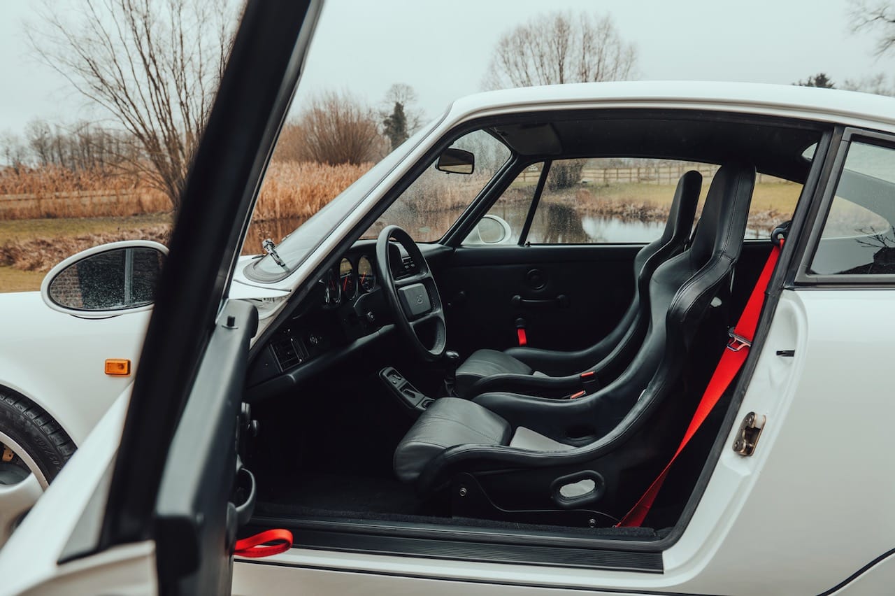 Porsche 964 RS - 13