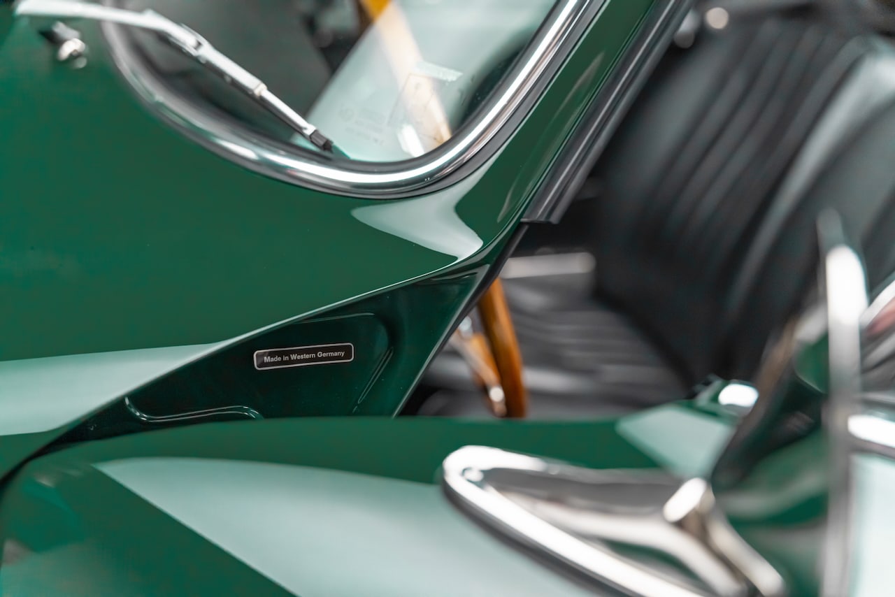 Porsche 356 Carrera 2 Cabrio - 23