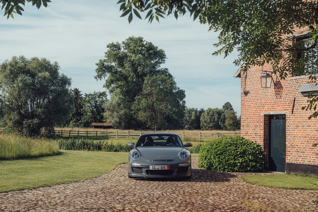 Porsche 997.2 GT3 - 1