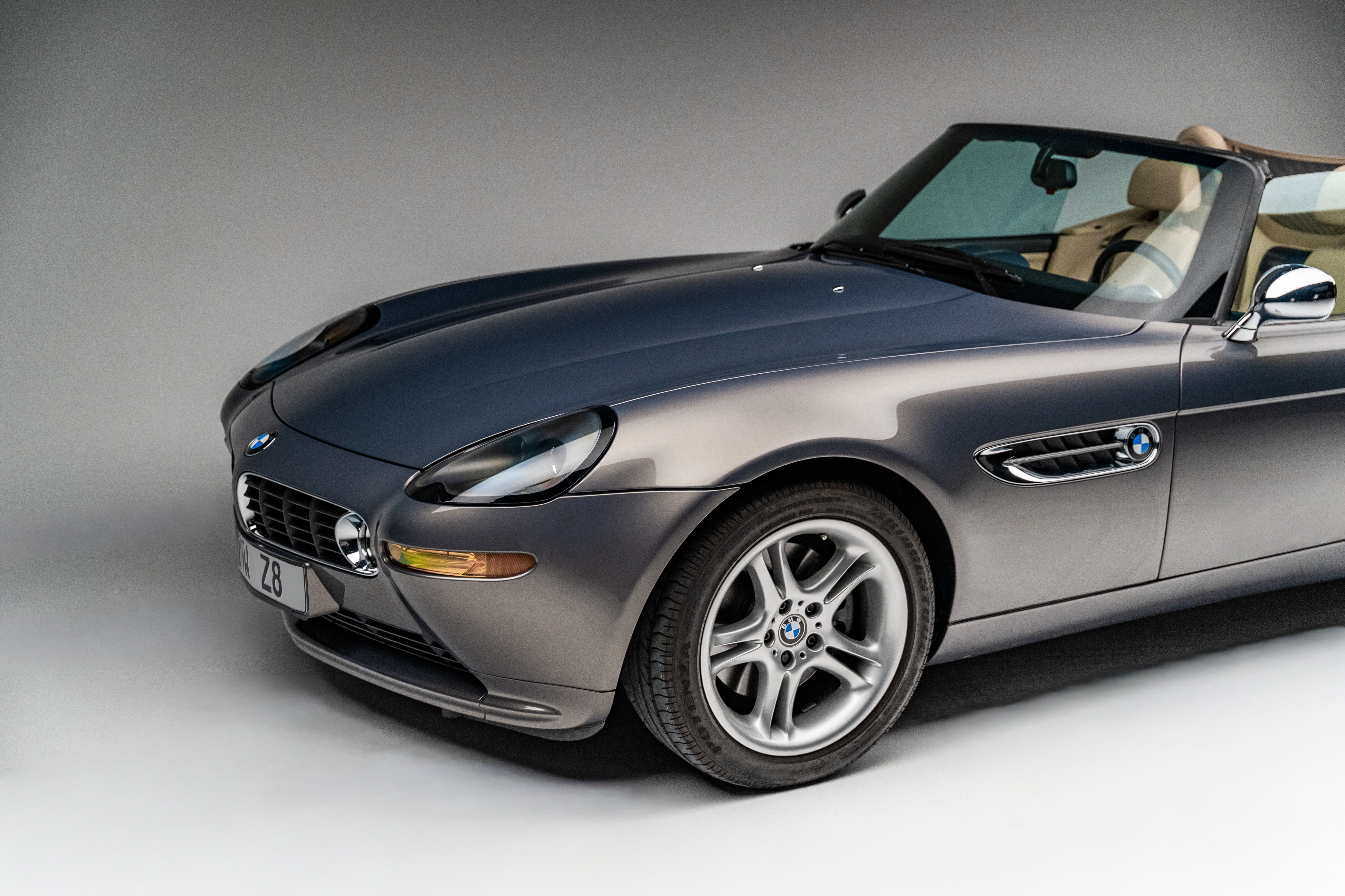 BMW Z8 stratusgrau - 4