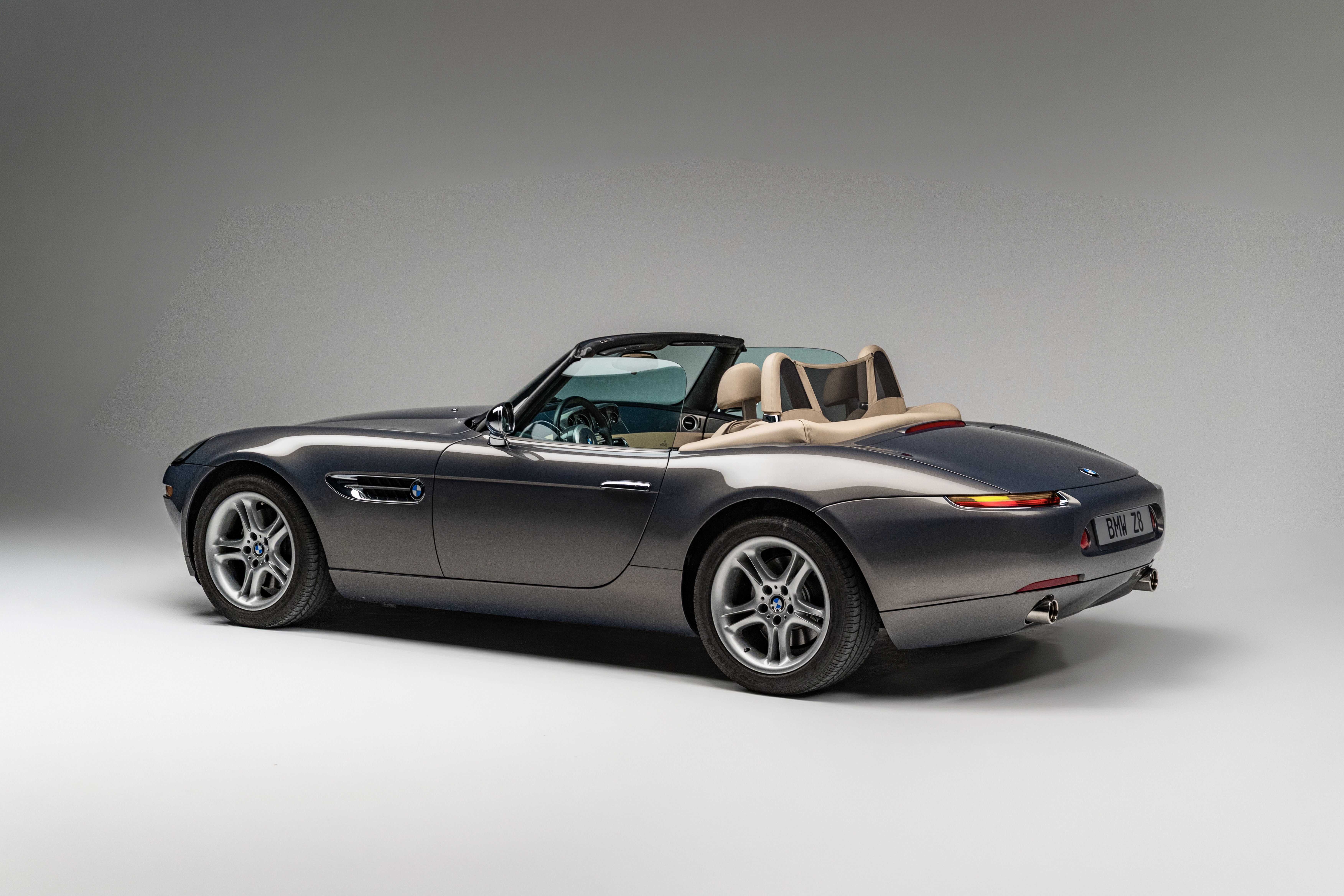 BMW Z8 stratusgrau - 8