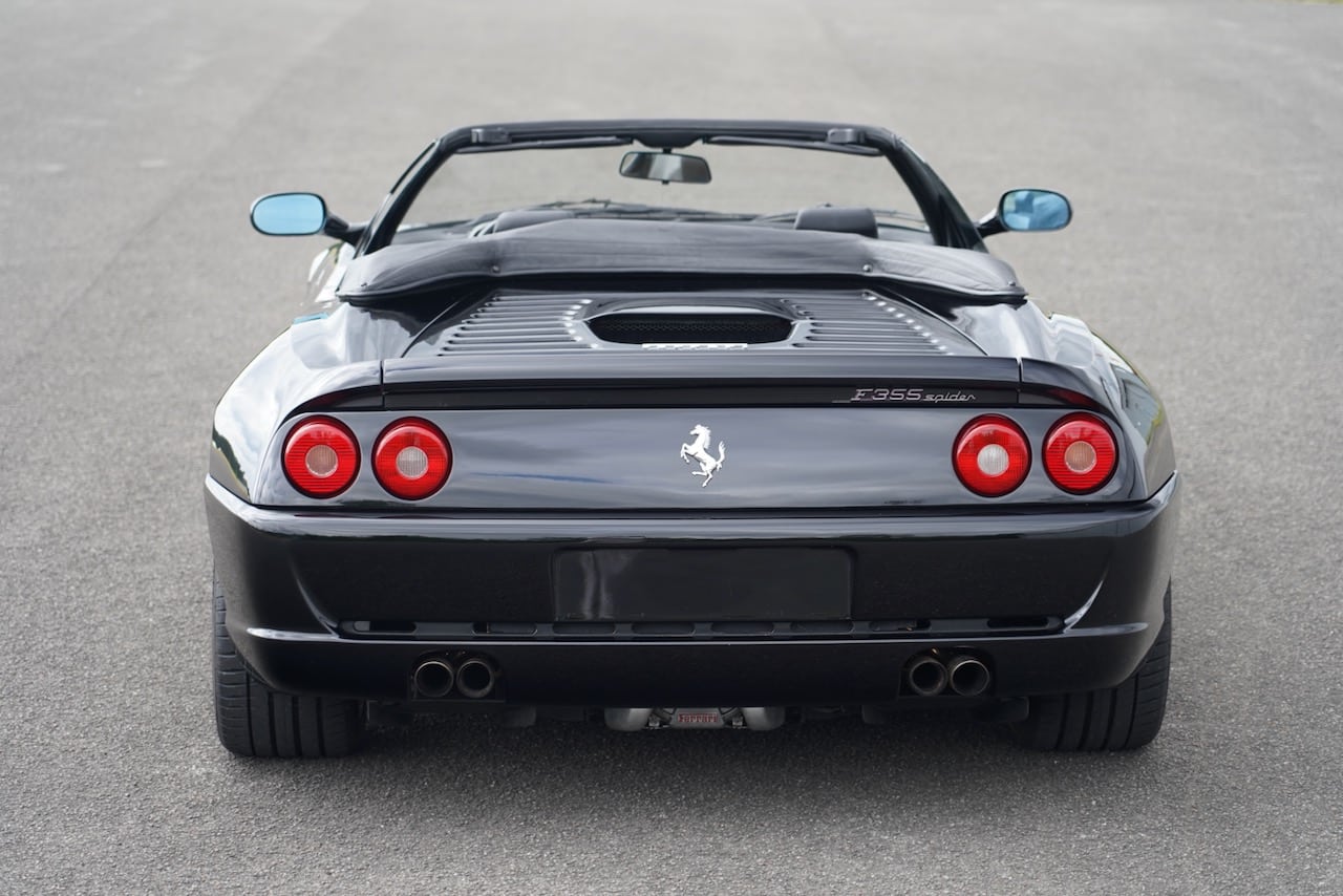 Ferrari 355 Spider - 10