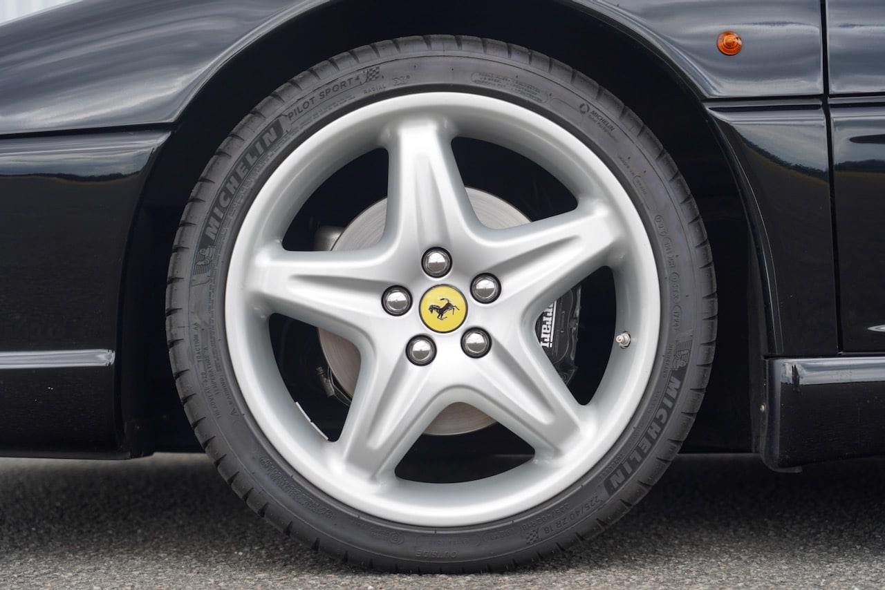 Ferrari 355 Spider - 13