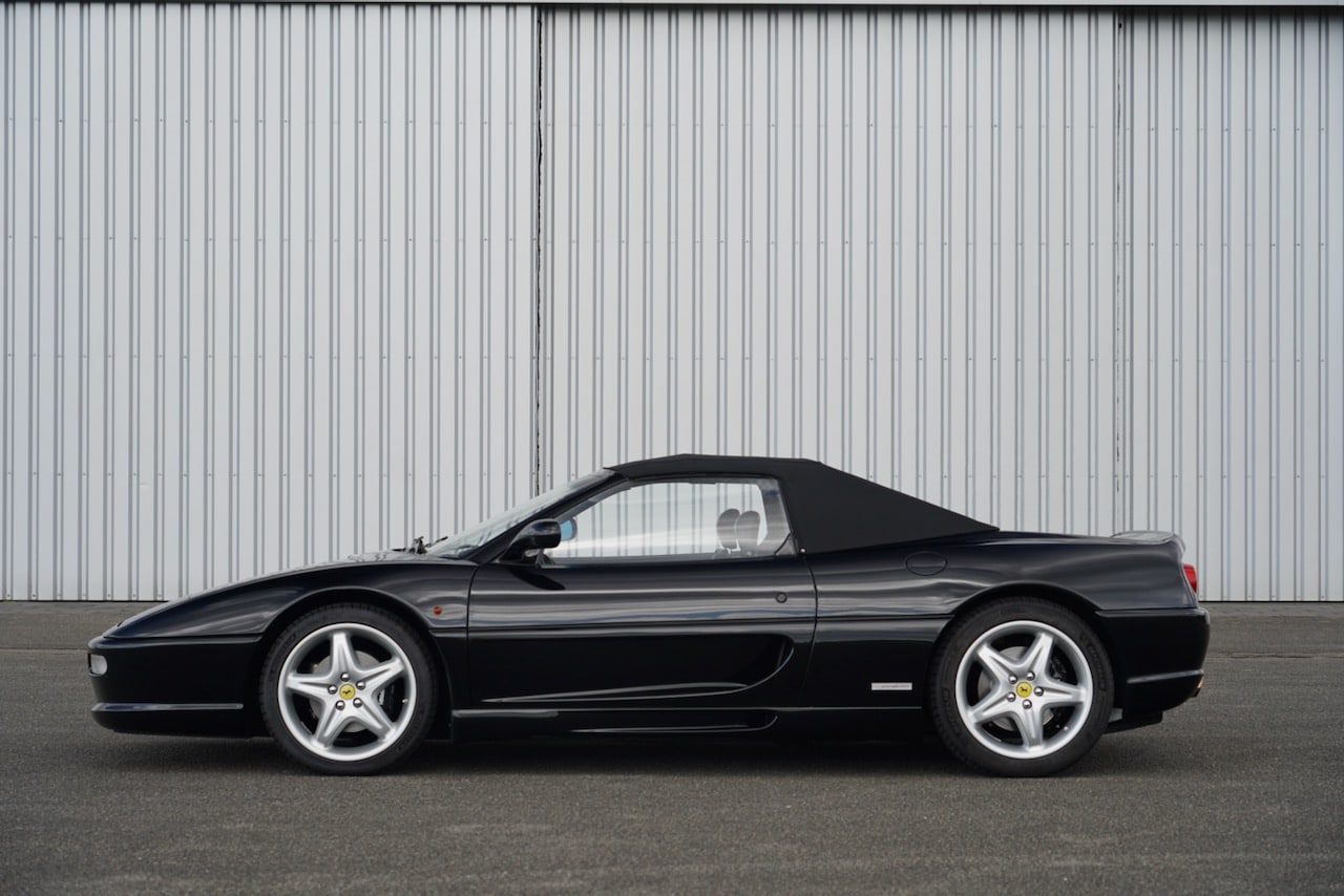 Ferrari 355 Spider - 6