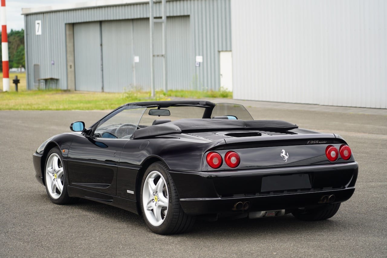 Ferrari 355 Spider - 8