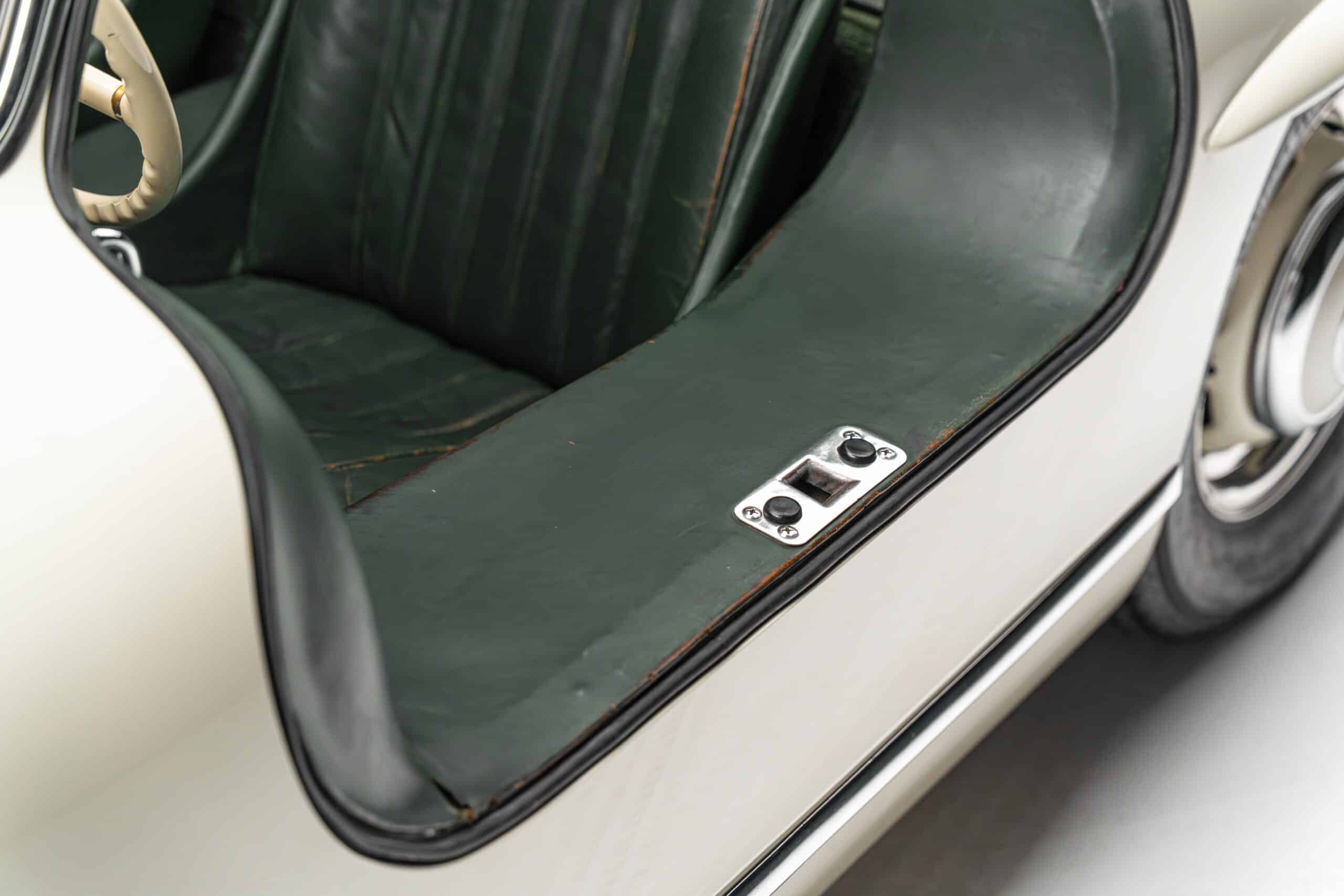 MB 300 SL Flügel - 19