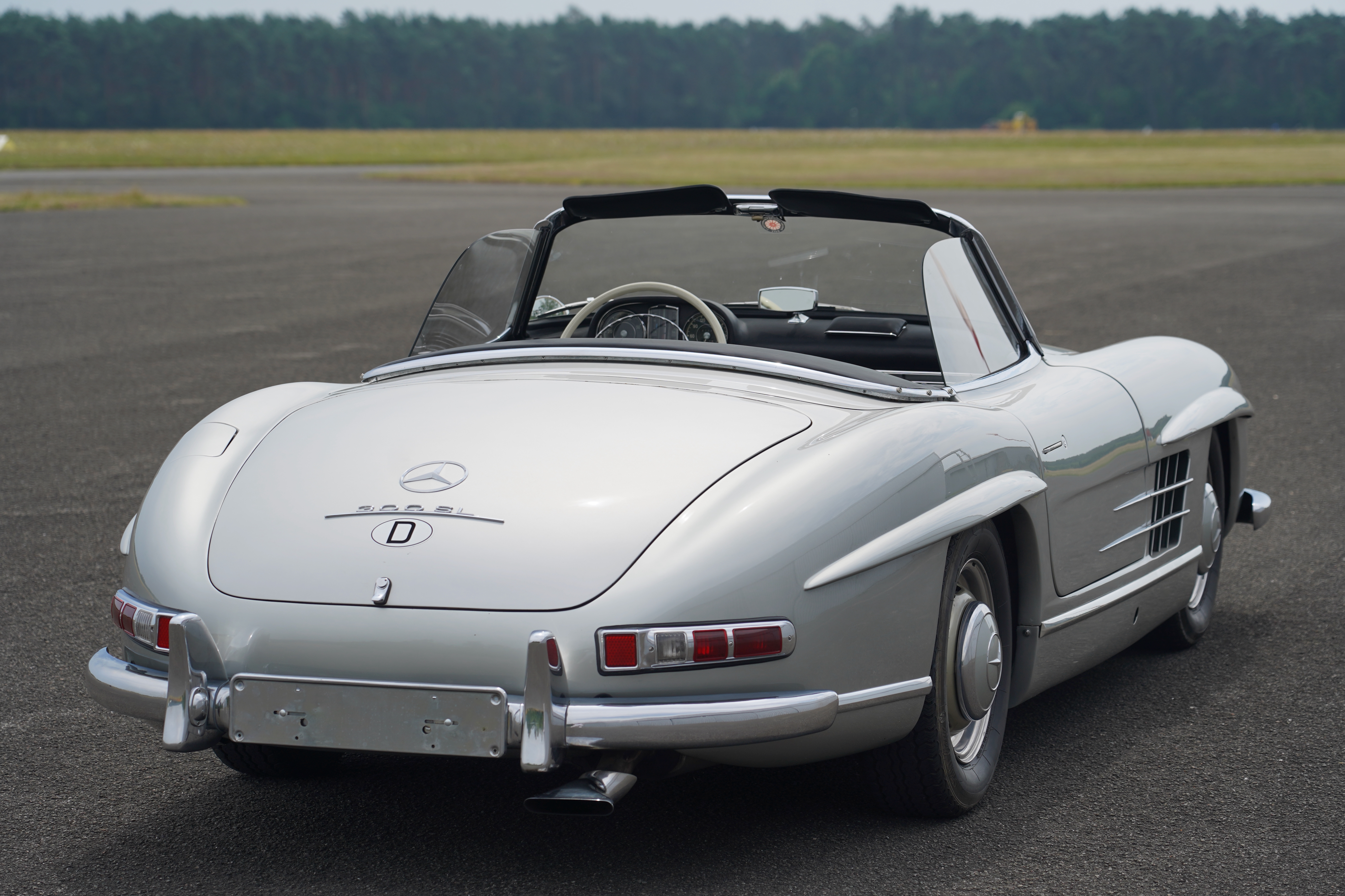MB 300 SL Roadster - 5