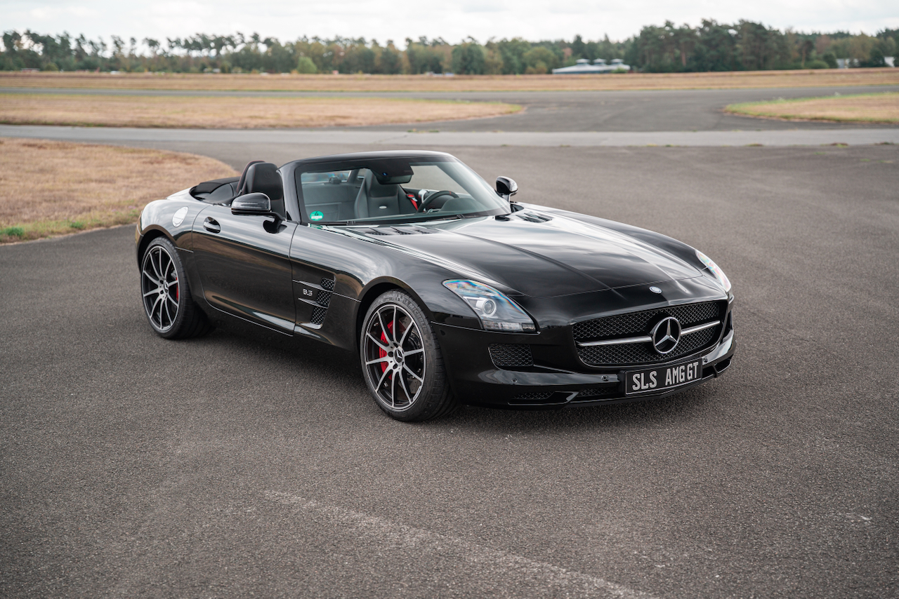 MB SLS AMG GT - 3