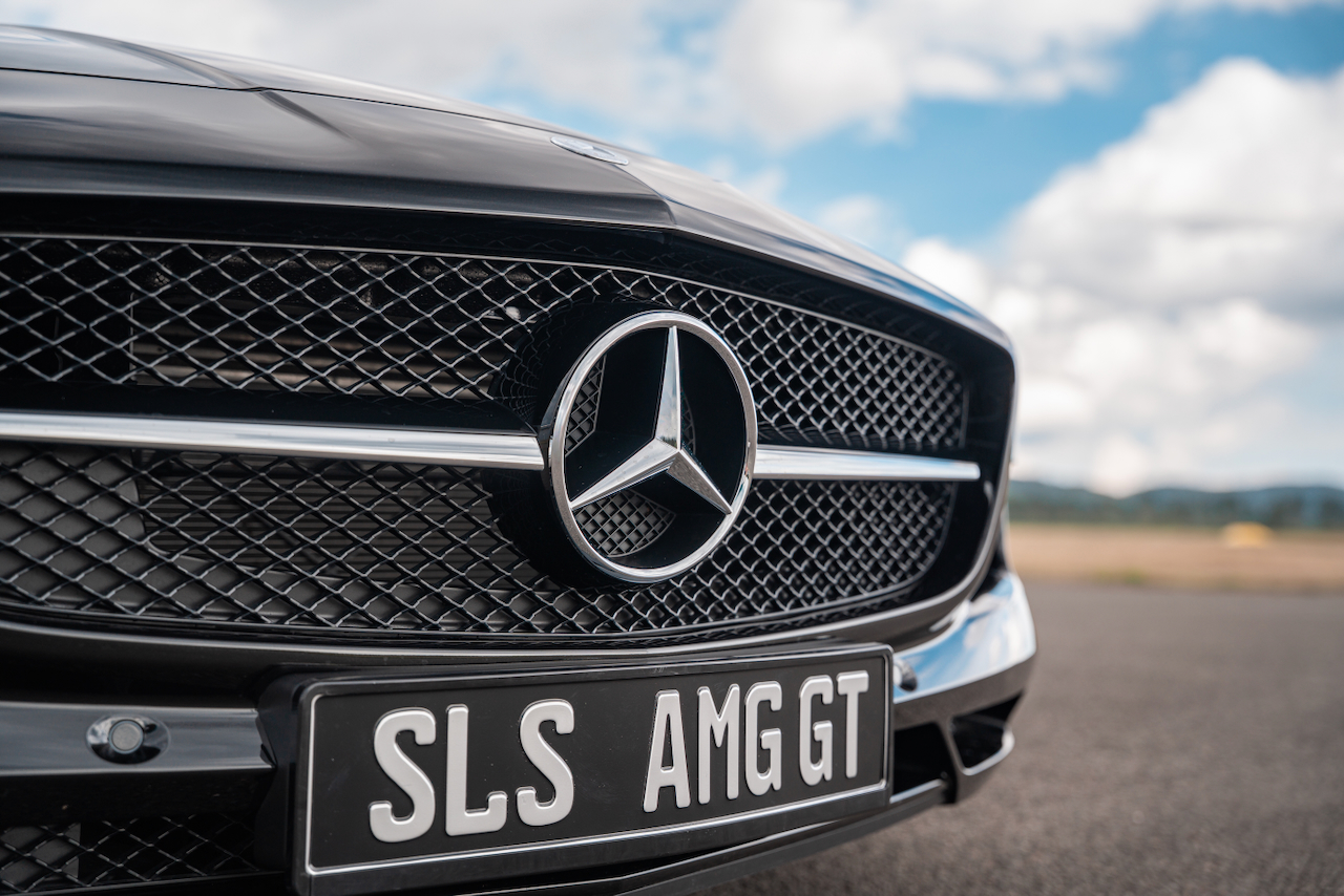 MB SLS AMG GT - 6
