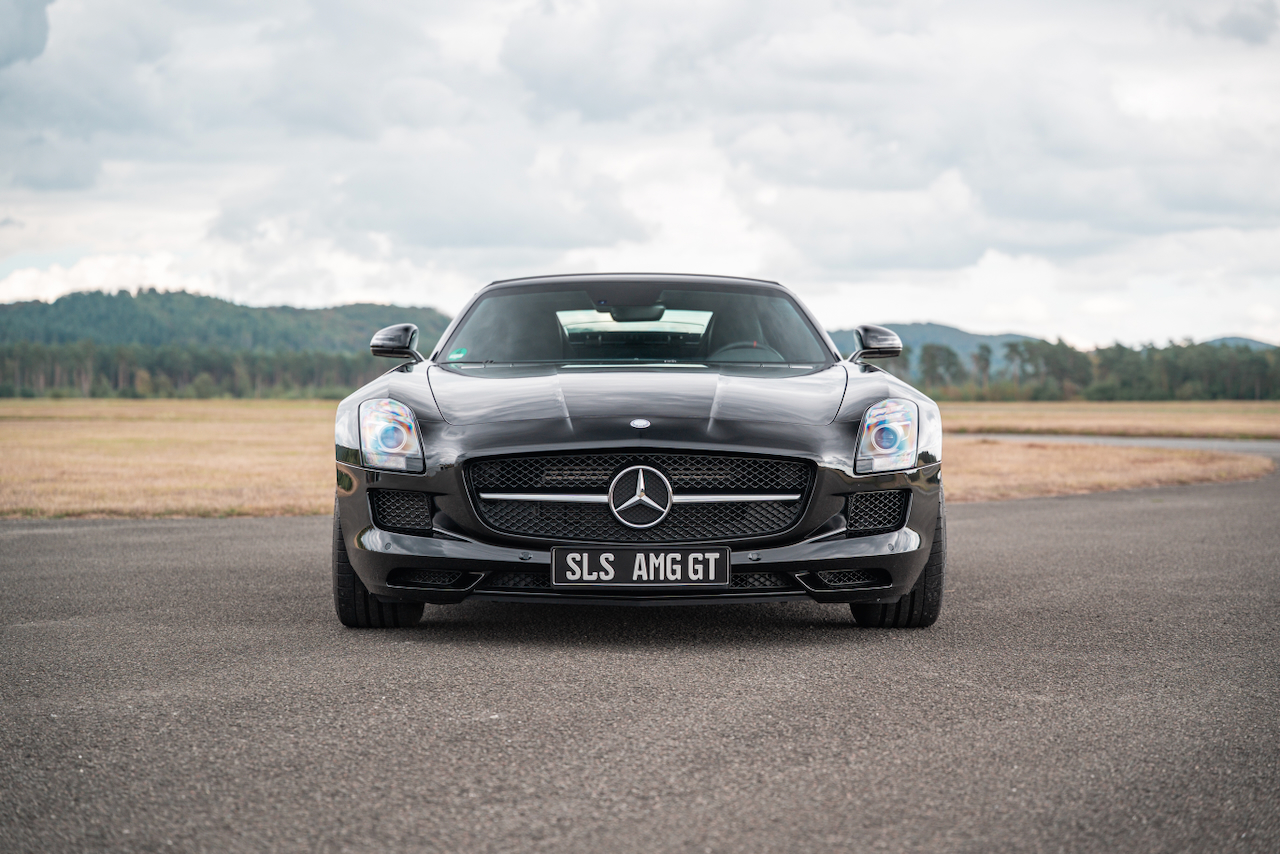 MB SLS AMG GT - 7