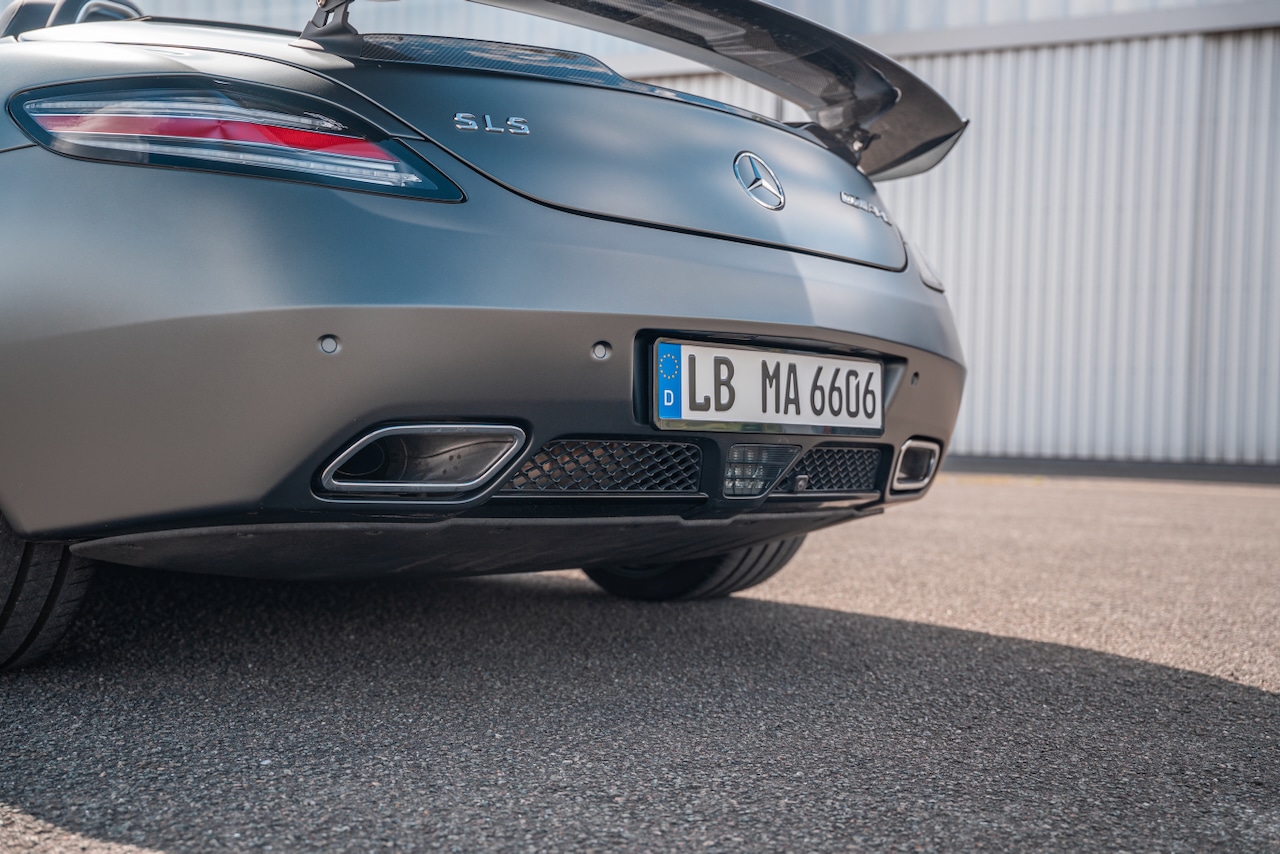 MB SLS AMG GT Final Edition - 11
