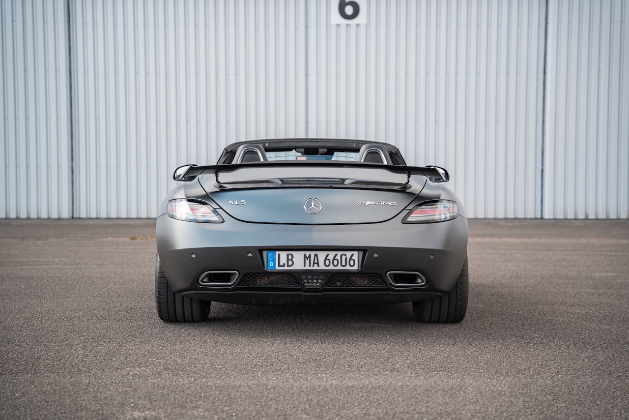 MB SLS AMG GT Final Edition - 12